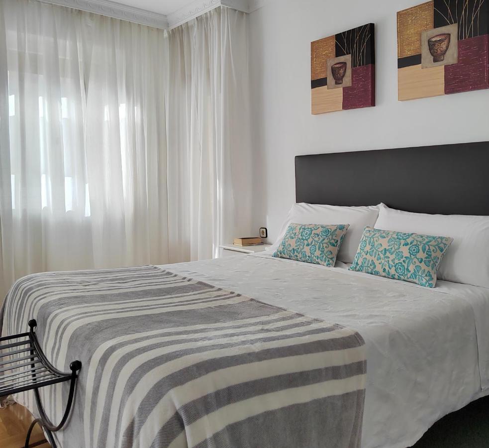 Apartamento Albacete Centro Con 1 Plaza De Parking Gratis Eksteriør bilde